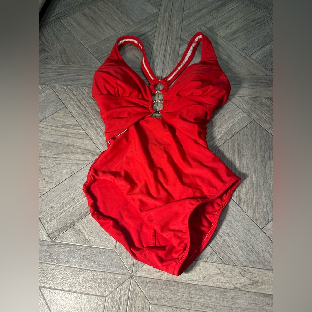 VENUS Red One Piece Swimsuit